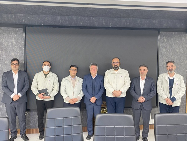 بازدید مدیران کارگزاری پالایش نفت اصفهان